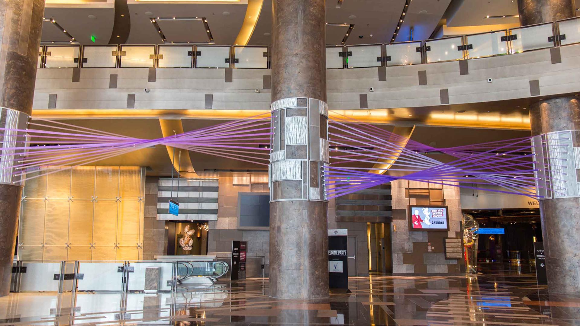 DBD10325_2660x1314_Gallery_Tree2