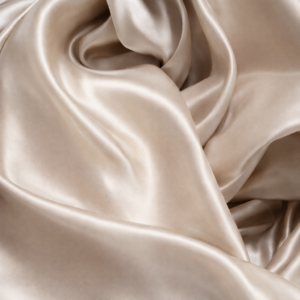 132" Champagne Lamour